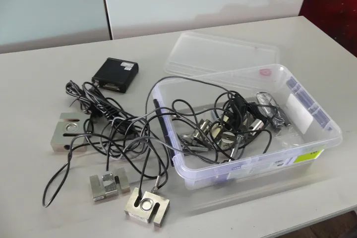 Box mit Messsystem ME GSV 4 USB M12